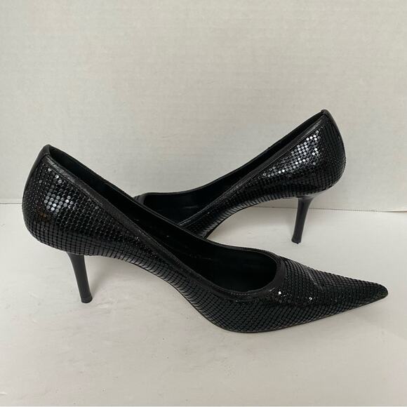 Black Jessica Bennet Gold Pumps In Size US 8.5M - Picture 1 of 4